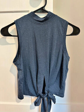 Lululemon Time to Restore Mock Neck Tank Blue